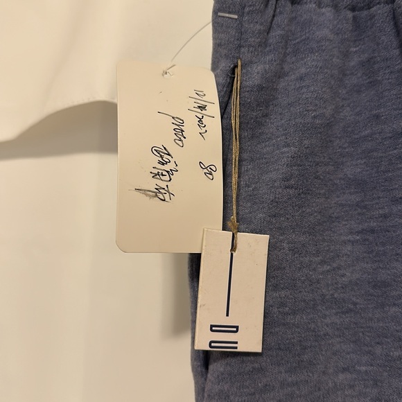 Unique blueish/gray sweat skirt size S NWT - Picture 3 of 4